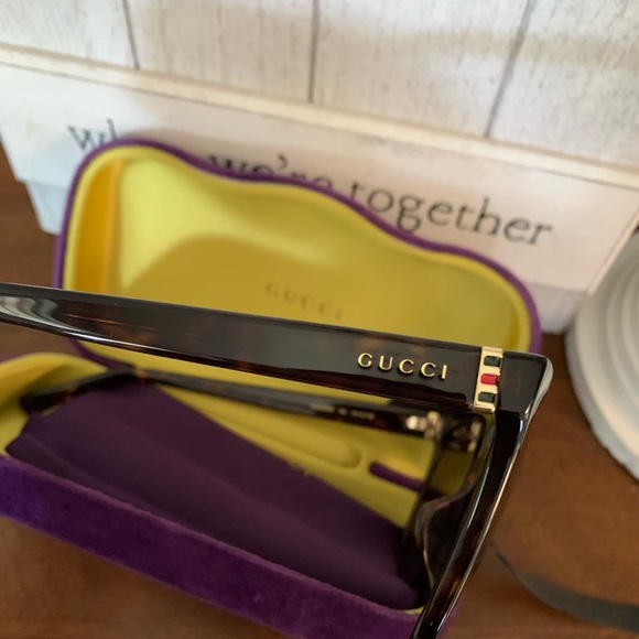 New Gucci over size 🖤 - Picture 8 of 11